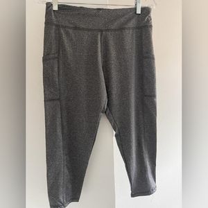 Gray short leggin